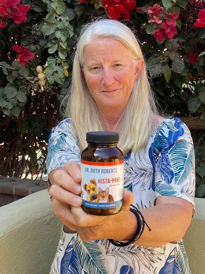 Hista Paws – Quercetin & Nettle Allergy Support for Dogs & Cats | Dr. Ruth Roberts