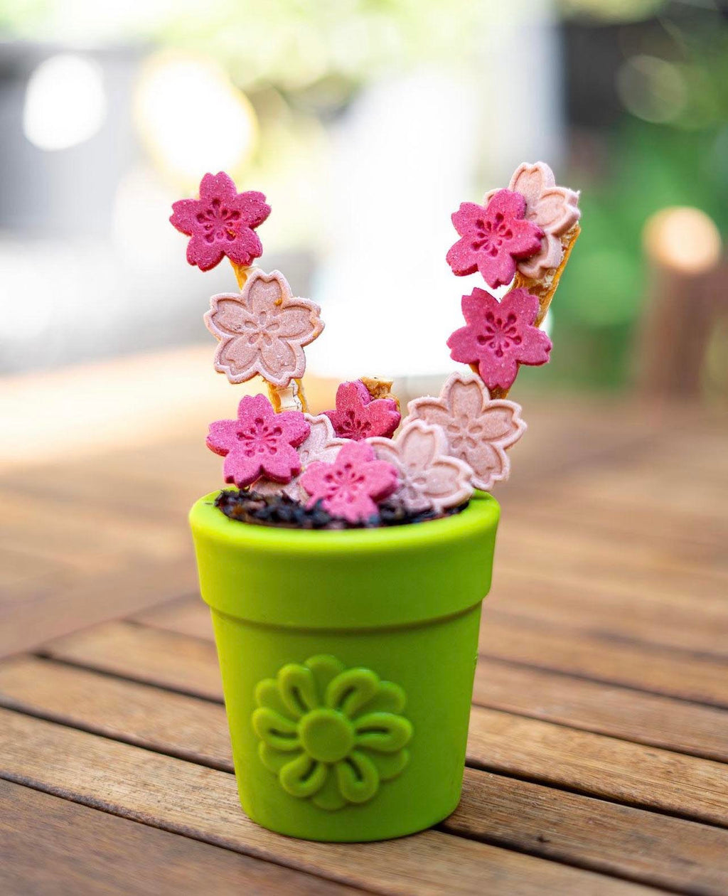 Large Flower Pot eCup Dog Treat Dispenser & Enrichment Toy | USA Made