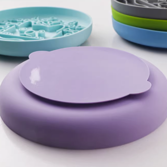 Silicone Slow Feeder Lick Mat – Suction Cup Non-Slip Enrichment Mat | Milou & Lumi